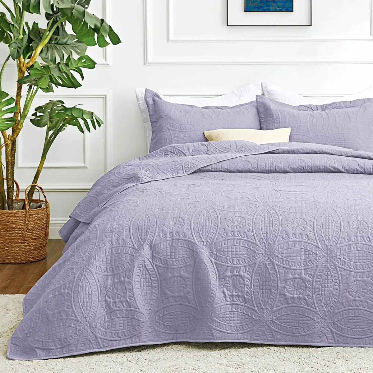 King Size 3pcs Luxury Bedding Set - Lightweight Quilt with Soundwave Stitching, Modern Coin Pattern Olive Green, 1 Quilt & 2 Pillow Shams, All-Season, Machine Washable, Airy, Cozy Soft Layers, Modern Minimalist Bedroom Vibe, Textiles Collection, Lightweig