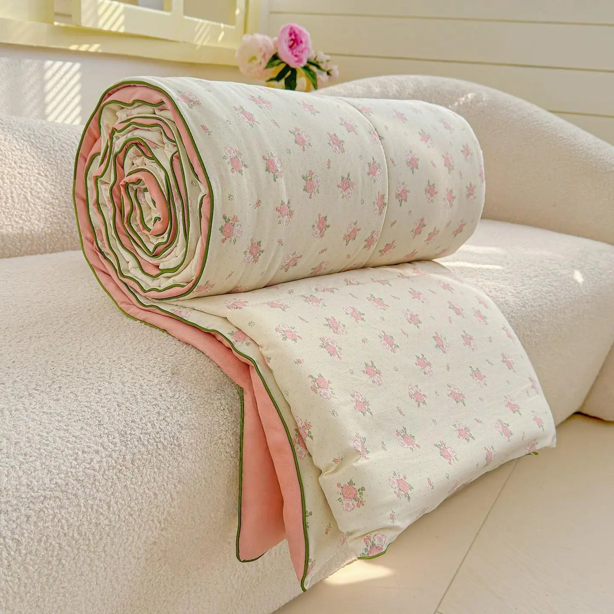 1pcs of small floral print summer quilt, super soft and skin-friendly air-conditioned quilt, Printed Quilts, suitable for use in all seasons, bedrooms, and living rooms #GLOBAL PICKS