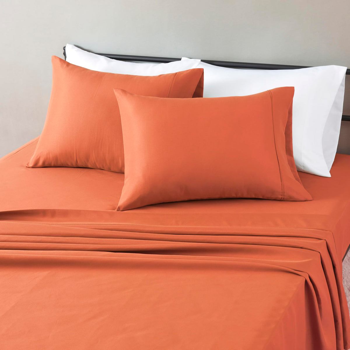 Amazon Basics Lightweight Super Soft Easy Care Wrinkle Free Microfiber 3 Piece Bed Sheet Set with 14-Inch Deep Pockets, Twin, Navy Blue, Solid, Kids, Men & Women Bedding