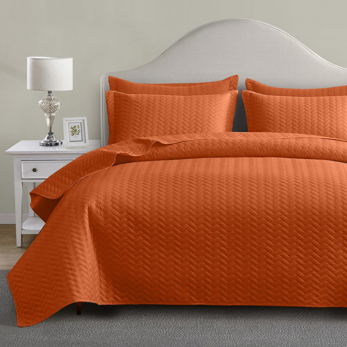 Maple&Stone White Quilt Set Queen Size, Lightweight Bedspread