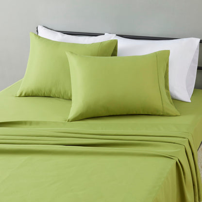 Amazon Basics Lightweight Super Soft Easy Care Wrinkle Free Microfiber 3 Piece Bed Sheet Set with 14-Inch Deep Pockets, Twin, Navy Blue, Solid, Kids, Men & Women Bedding