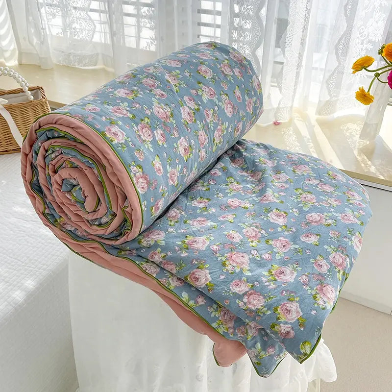 1pcs of small floral print summer quilt, super soft and skin-friendly air-conditioned quilt, Printed Quilts, suitable for use in all seasons, bedrooms, and living rooms #GLOBAL PICKS