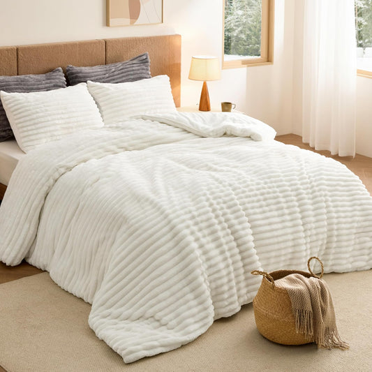 Bedsure Large Queen Fluffy Comforter Set, Cozy Fleece Cream White Bedding