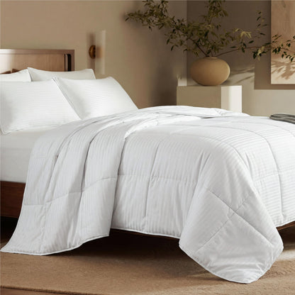 Bedsure Duvet Insert King - Down Alternative Lightweight Comforter