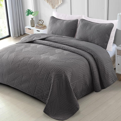Exclusivo Mezcla Ultrasonic King Quilt Bedding Set, Beige Cream
