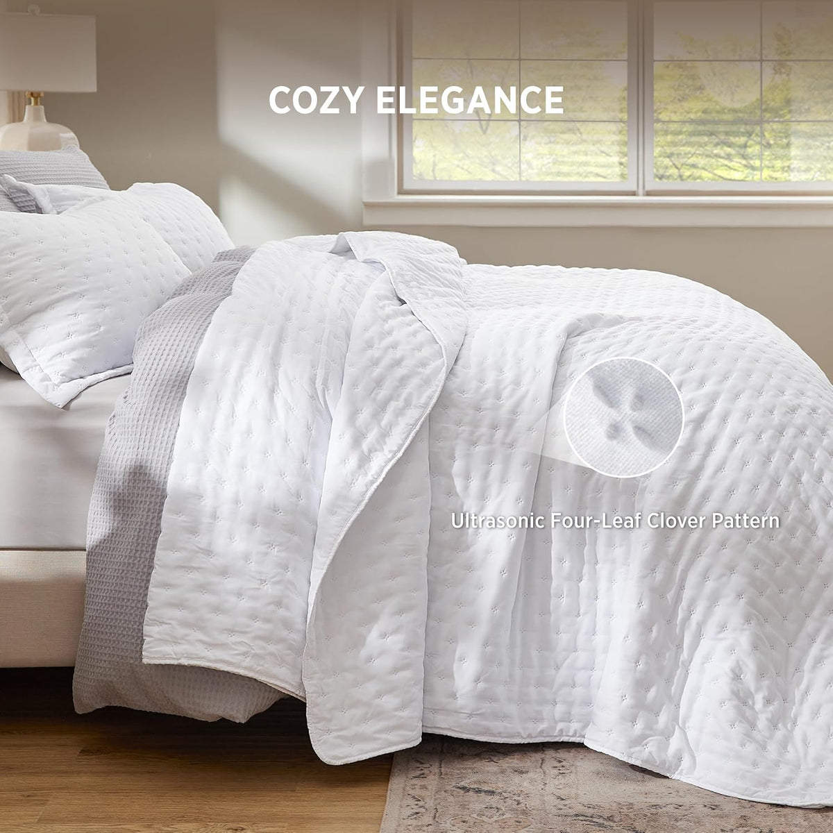 Bedsure King Quilt - Lightweight Comforter King Size for Summer, Bright White Bedspread King with Clover Pattern, Soft Ultrasonic Coverlet, Modern All-Season Polyester Bedding, 106 x 96 Inches