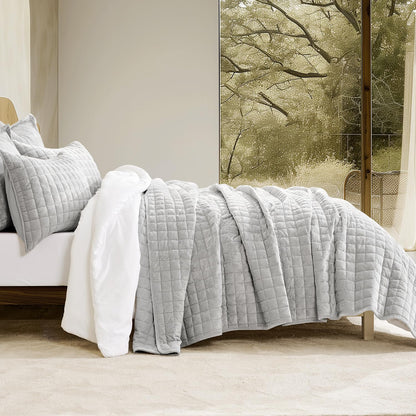 RECYCO Channel Box Stitch Velvet Quilt Set, King Size, Beige