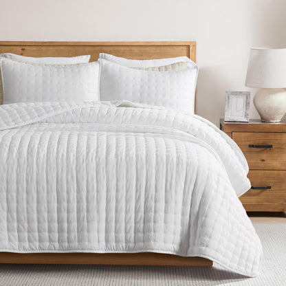 WDCOZY Cloud Soft Quilt Set, Queen Size, White, 3 Pieces 90x90 inches