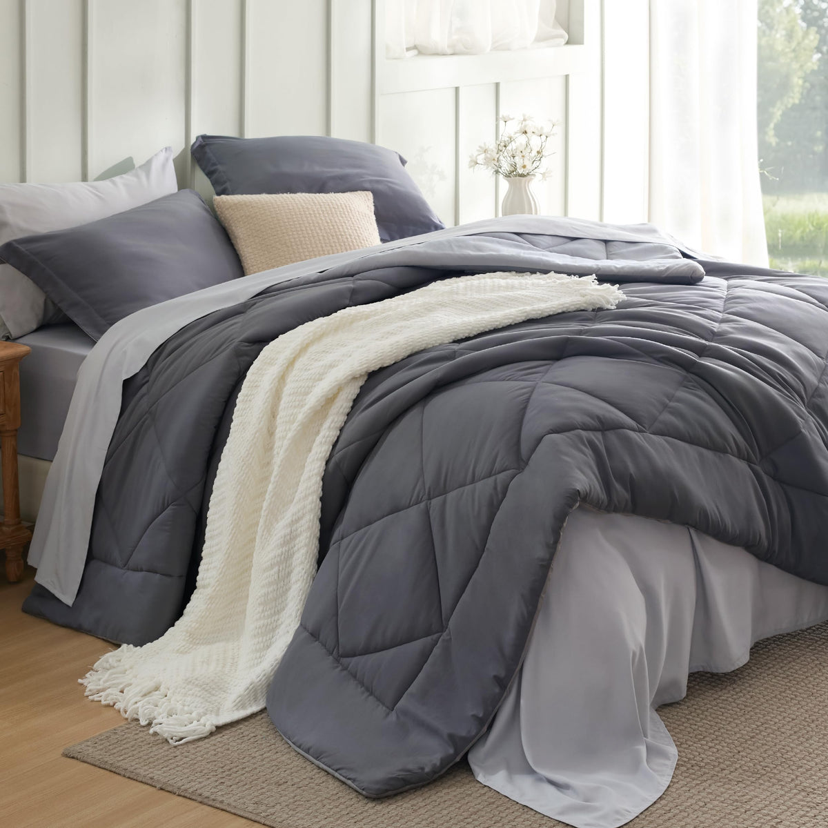 Bedsure Queen Bed in a Bag Reversible Bed Set 7 Pieces Grey/Light Grey