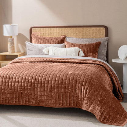 RECYCO Channel Box Stitch Velvet Quilt Set, King Size, Beige