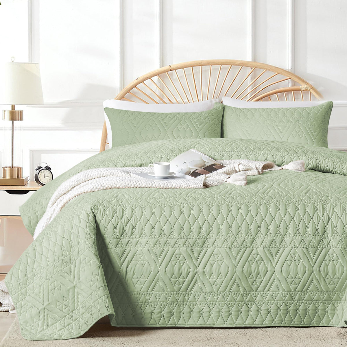 akkialla Full/Queen Size Quilt Bedding Set,Beige Lightweight Microfiber Soft Bedspread,Modern Style Geoetric Pattern Coverlet Set for All Seasons,3 Piece(1 Quilt,2 Pillow Shams)