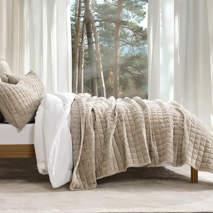 RECYCO Channel Box Stitch Velvet Quilt Set, King Size, Beige