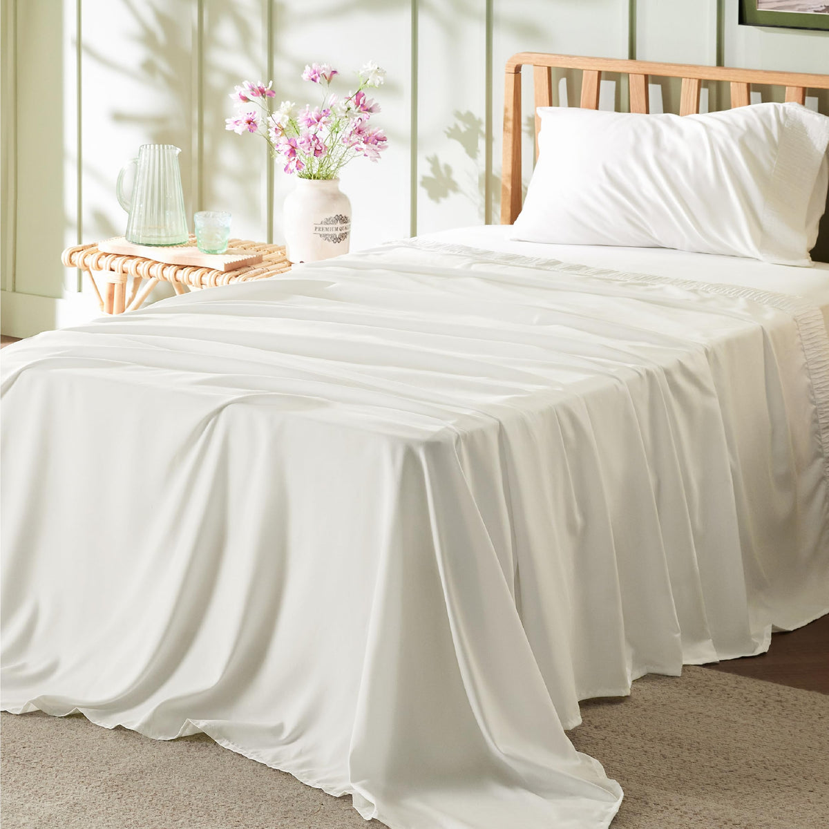 Bedsure Queen Sheet Set - 4 Pieces Soft, Breathable, Cooling Bed Sheets