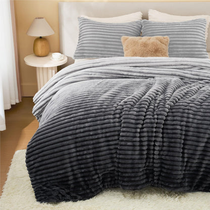 BEDELITE Fleece Queen Comforter Set, Fluffy Bed Set, Cream White