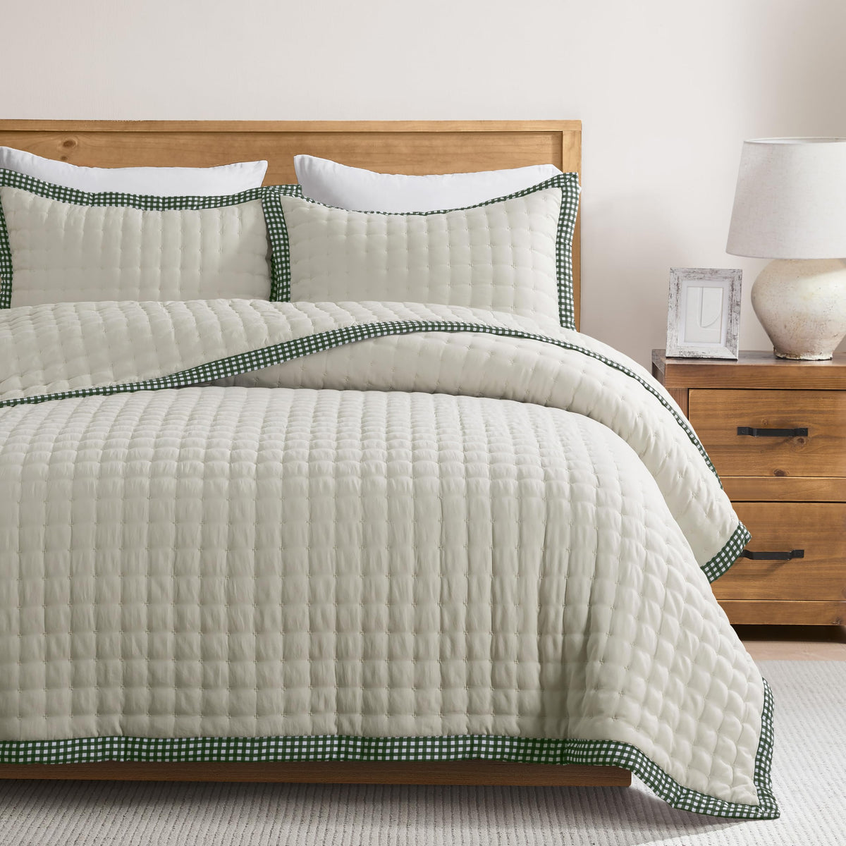 WDCOZY Cloud Soft Quilt Set, Queen Size, White, 3 Pieces 90x90 inches