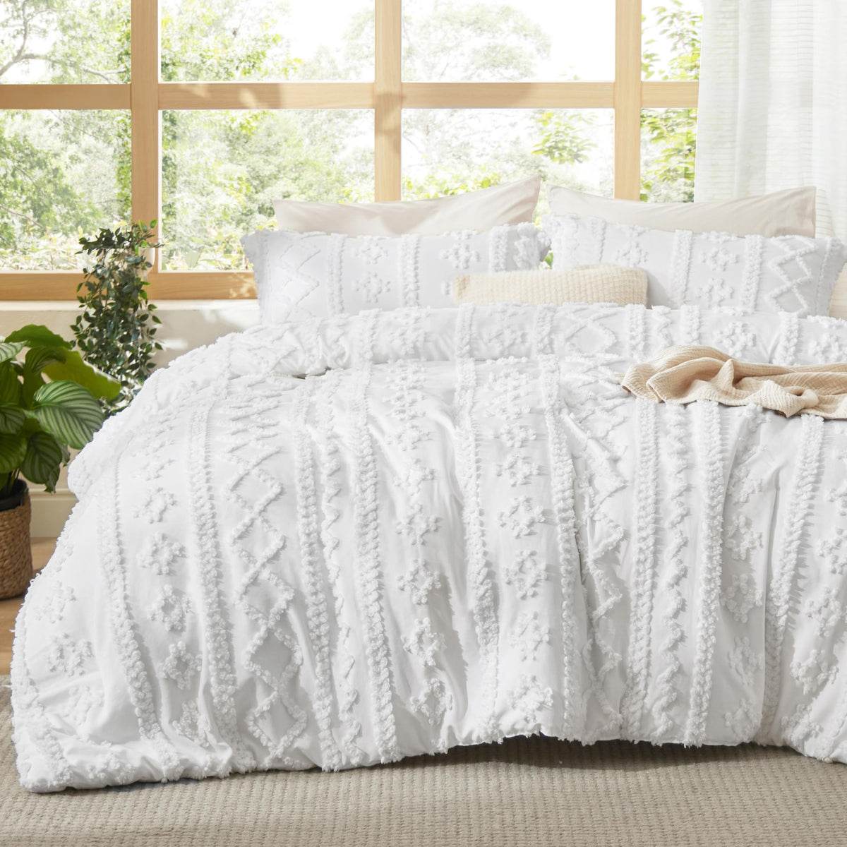 Bedsure Tufted Boho Comforter Set Queen, Bedroom Decor Bedding Set Beige