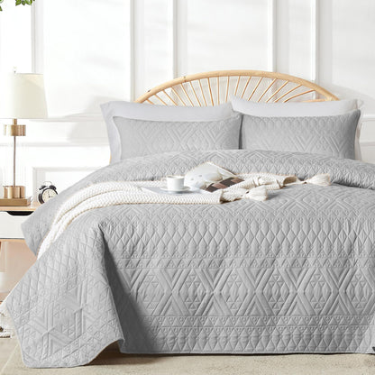 akkialla Full/Queen Size Quilt Bedding Set,Beige Lightweight Microfiber Soft Bedspread,Modern Style Geoetric Pattern Coverlet Set for All Seasons,3 Piece(1 Quilt,2 Pillow Shams)