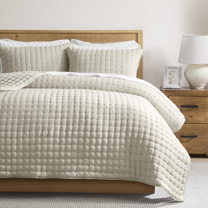 WDCOZY Cloud Soft Quilt Set, Queen Size, White, 3 Pieces 90x90 inches