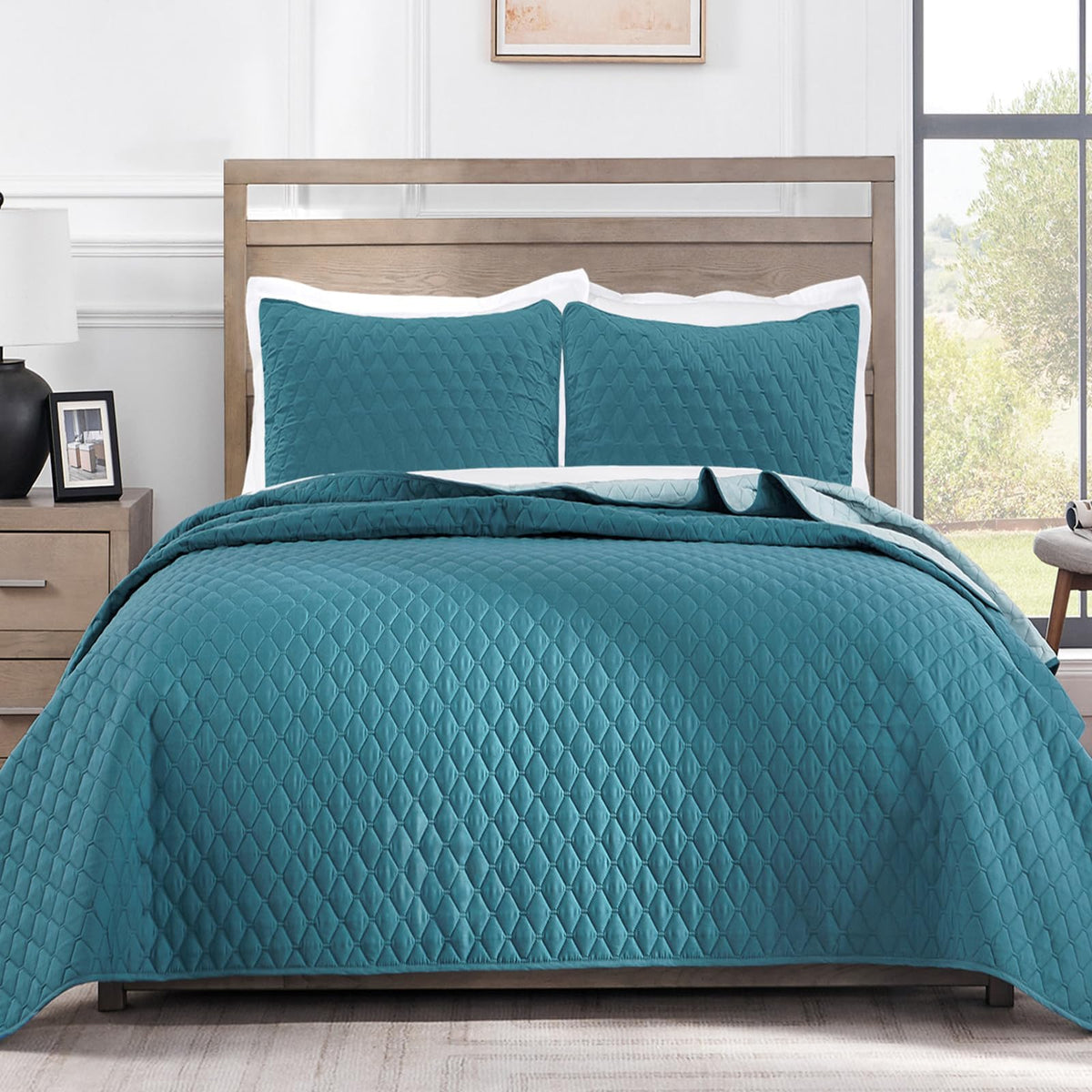 Exclusivo Mezcla Reversible Full Queen Quilt Bedding Set, Grey