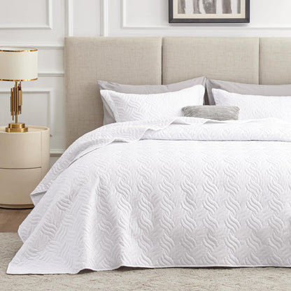 Love's cabin King Size Quilt Set Blue Bedspreads - Soft Bed Summer Lightweight Bedspread Comforter - Modern Style Coin Pattern Coverlet for All Season - 3 Pieces (1 Quilt, 2 Pillow Shams)