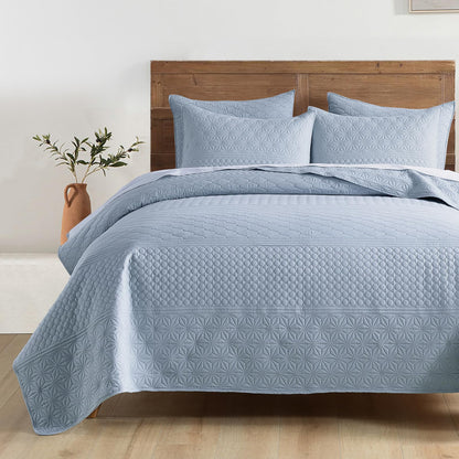 HORIMOTE HOME Quilt Queen Size Dusty Blue, Lightweight Quilts for Summer Ultra-Soft Microfiber Modern Style Quilted Clouds Pattern Bedspread Quit Set 3 Pieces(1 Quilt and 2 Pillow Shams)