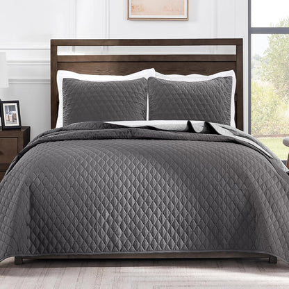 Exclusivo Mezcla Reversible Full Queen Quilt Bedding Set, Grey