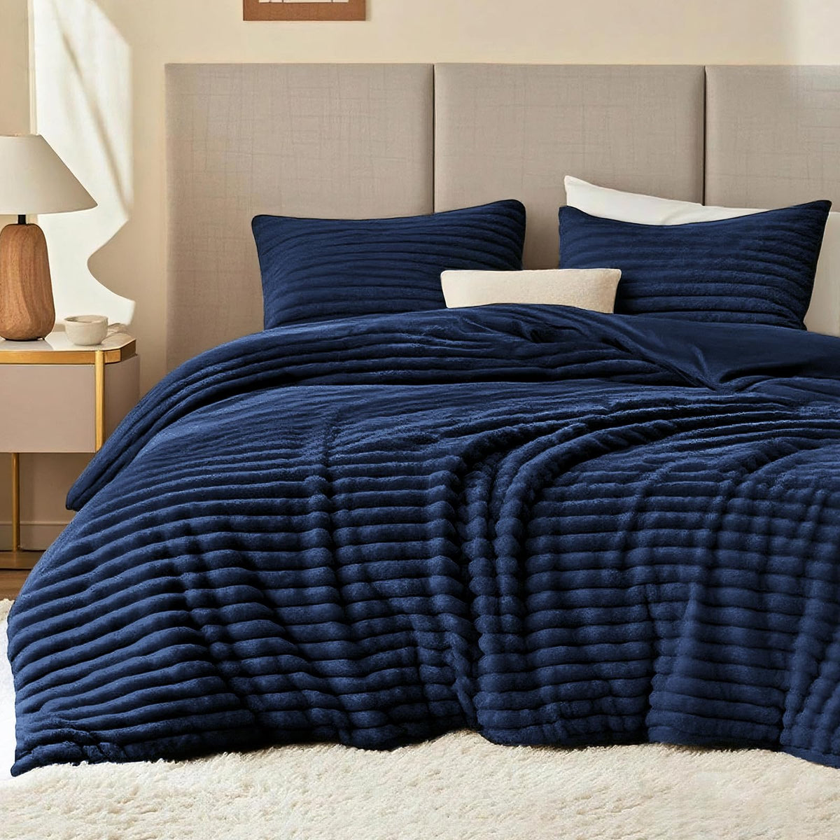 EXQ Home Fluffy Comforter Set Queen Size,3 Pieces Bed Set,Black