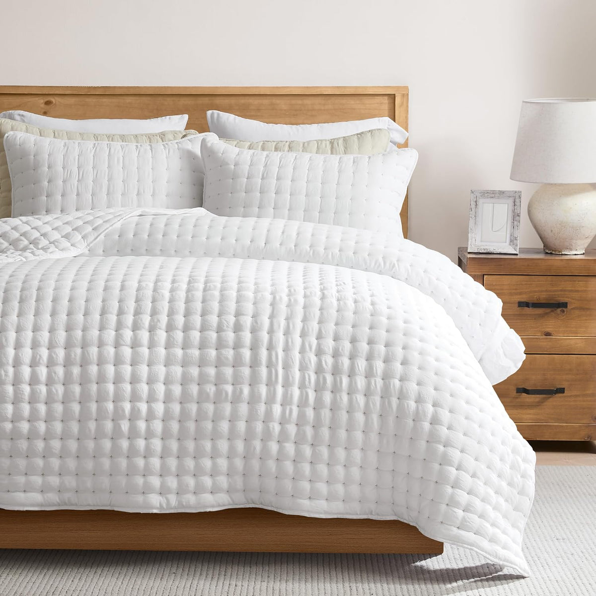 WDCOZY Cloud Soft Quilt Set, Queen Size, White, 3 Pieces 90x90 inches