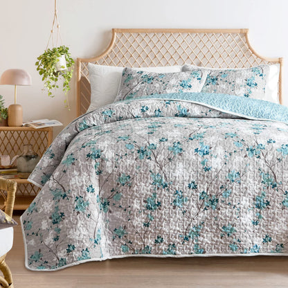 Flysheep Reversible Quilt Set Full Queen Size, 3 Pieces White Blue Botanical Floral Printed Summer Bedding Set, Soft Microfiber Lightweight Bedspread/Coverlet for All Season - 92"x90"