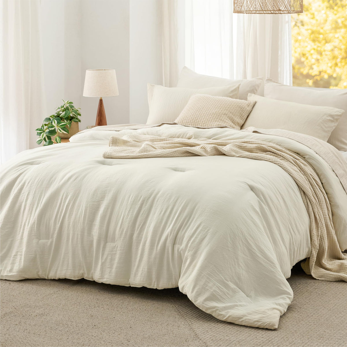 Bedsure Queen Comforter Set Prewashed Soft Bedding Set 3Pcs Beige 90"x90"