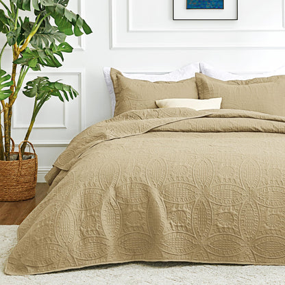 Love's cabin King Size Quilt Set Blue Bedspreads - Soft Bed Summer Lightweight Bedspread Comforter - Modern Style Coin Pattern Coverlet for All Season - 3 Pieces (1 Quilt, 2 Pillow Shams)