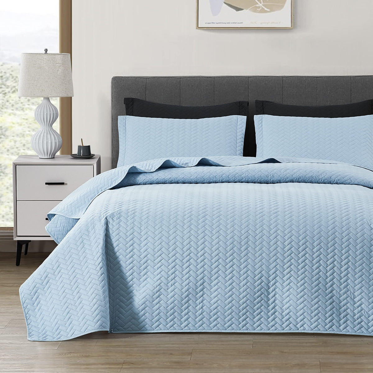Maple&Stone White Quilt Set Queen Size, Lightweight Bedspread