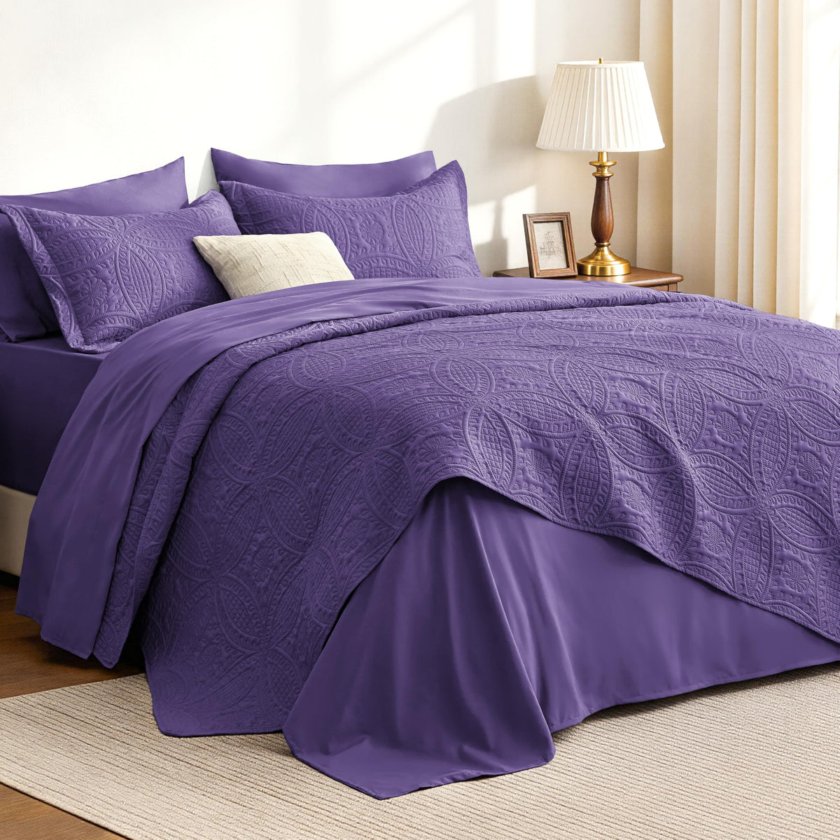 Love's cabin King Size Quilt Set Blue Bedspreads - Soft Bed Summer Lightweight Bedspread Comforter - Modern Style Coin Pattern Coverlet for All Season - 3 Pieces (1 Quilt, 2 Pillow Shams)