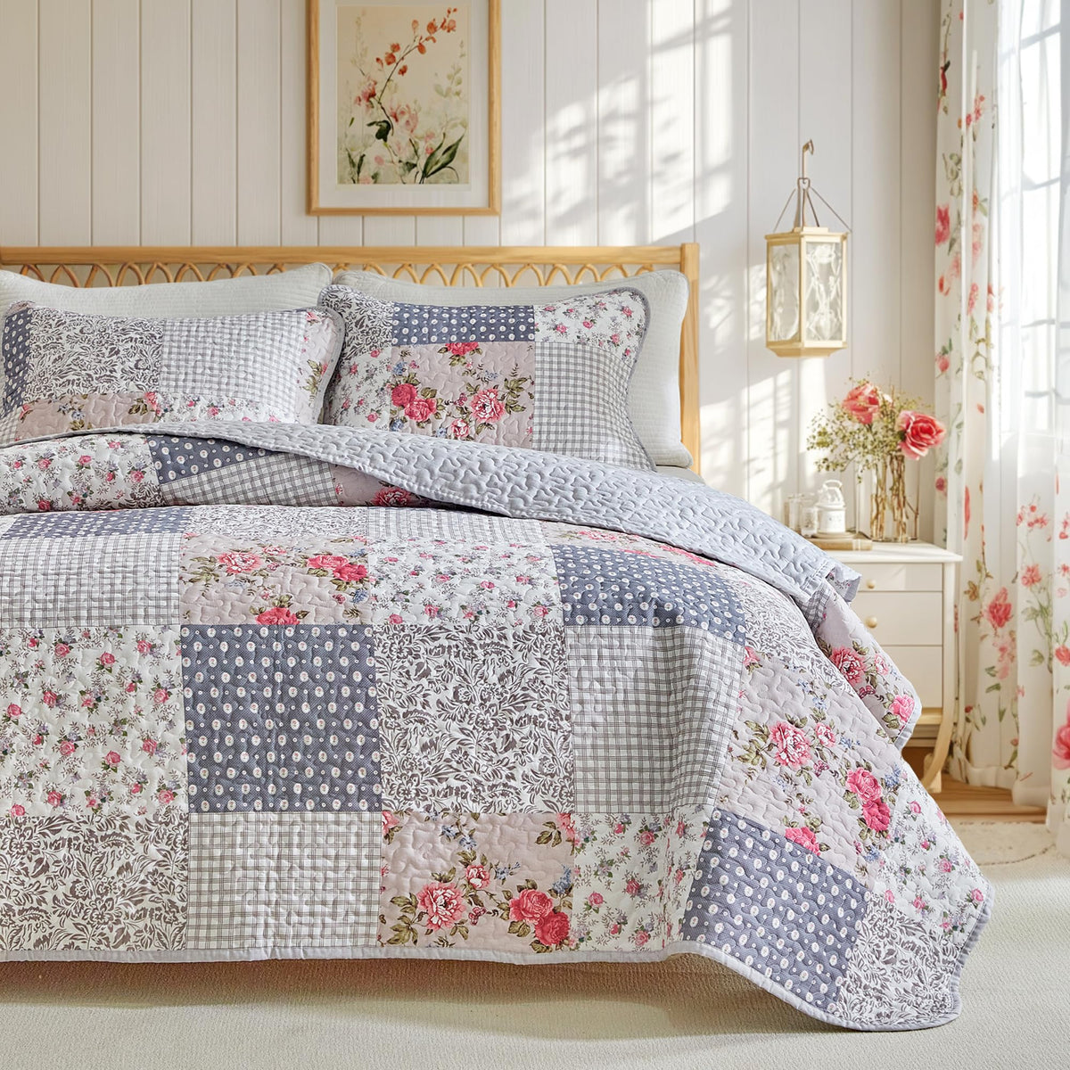 Joyreap Floral Cotton Quilt Set, Pink Aqua Flowers Grid Patchwork Design for Spring, 3 Pieces Queen Size Quilt Bedding Set, Soft n Cozy Bedspread Bed Cover for All Season- 90x90 inches