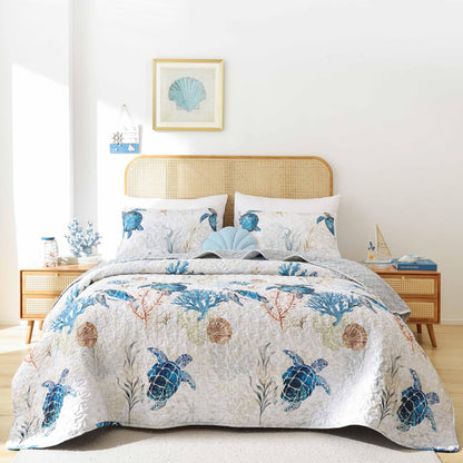 weigelia Coastal Quilt Queen Size, Sea Turtle Lightweight Summer Bedding