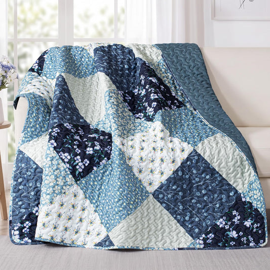 Exclusivo Mezcla Reversible Boho Quilted Throw Blanket, 50"x 60"
