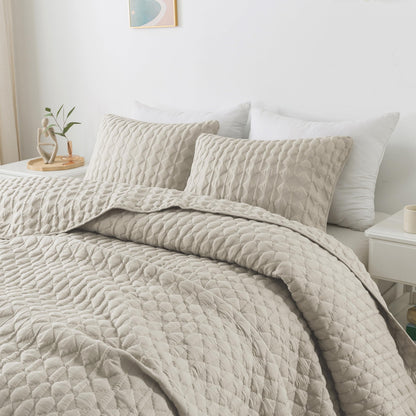 WDCOZY Sage Green Quilt King Size Bedding Sets with 2 Pillow Shams, Lightweight Soft Bedspread Coverlet, Quilted Blanket Thin Comforter Bed Cover, All Season Spring Summer, 3 Pieces, 104x90 inches