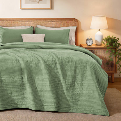 Love's cabin King Size Cotton Quilt Set, 100% Cotton Fabric Striped Textured Coverlet with Crinkled Look, Lightweight Quilted Bedspread for All Season, Includes 2 Pillow Shams, White