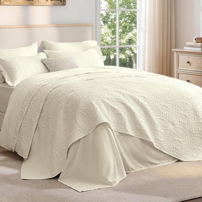 Love's cabin King Size Quilt Set Blue Bedspreads - Soft Bed Summer Lightweight Bedspread Comforter - Modern Style Coin Pattern Coverlet for All Season - 3 Pieces (1 Quilt, 2 Pillow Shams)