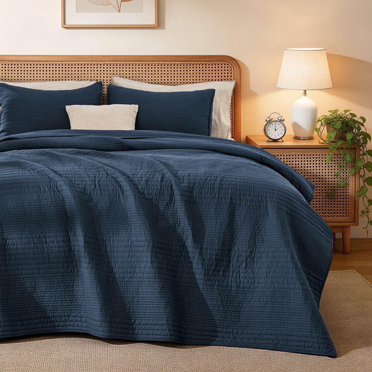 Love's cabin King Size Cotton Quilt Set, 100% Cotton Fabric Striped Textured Coverlet with Crinkled Look, Lightweight Quilted Bedspread for All Season, Includes 2 Pillow Shams, White