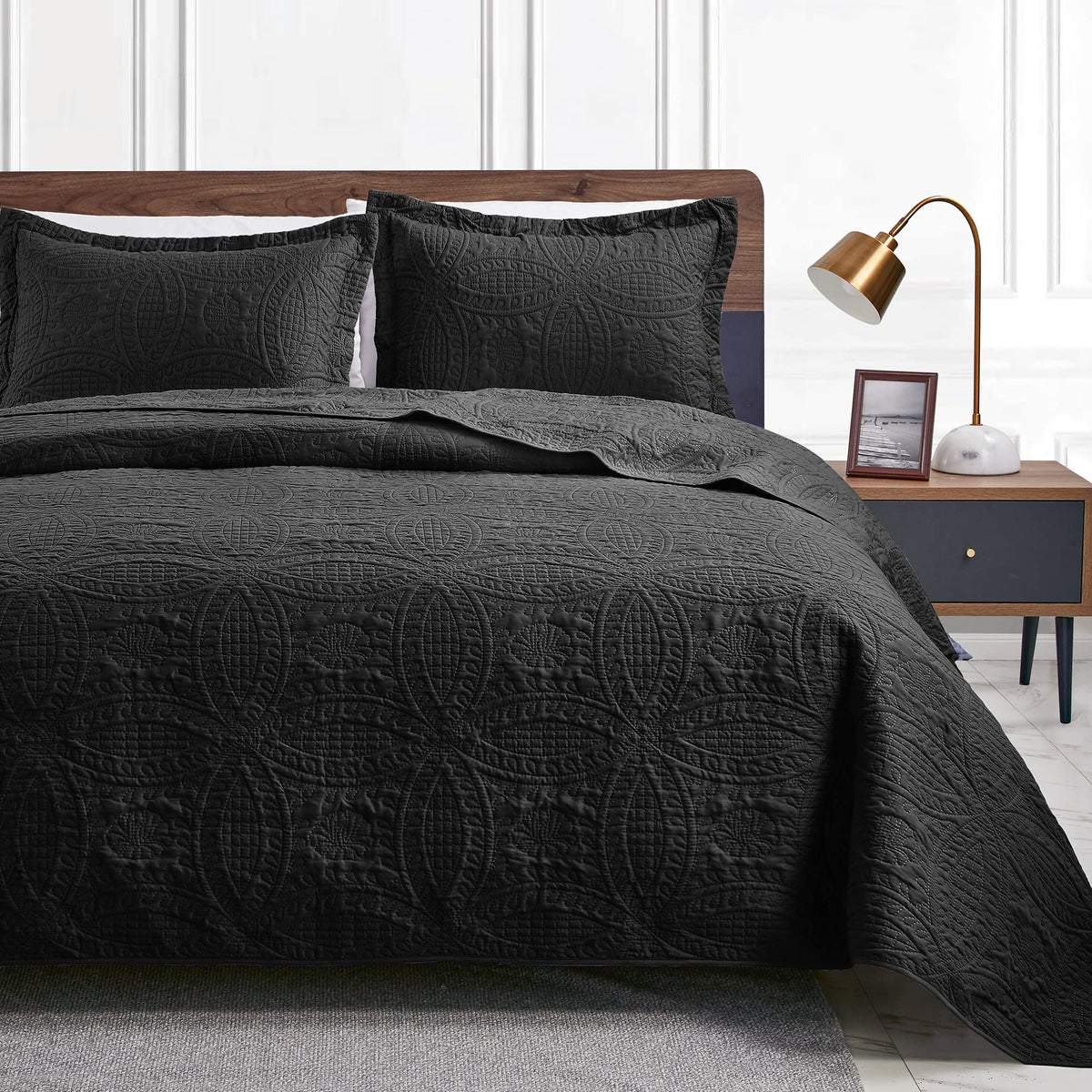 Love's cabin King Size Quilt Set Blue Bedspreads - Soft Bed Summer Lightweight Bedspread Comforter - Modern Style Coin Pattern Coverlet for All Season - 3 Pieces (1 Quilt, 2 Pillow Shams)