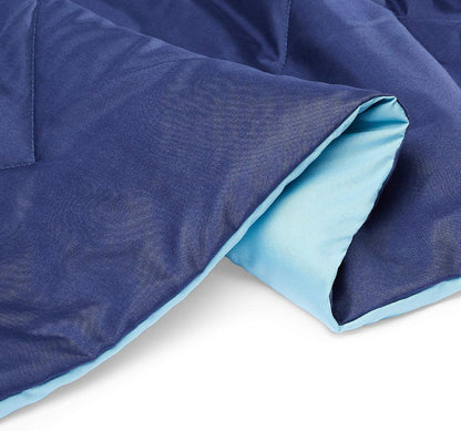 Amazon Basics Washable Comforter Blanket, Reversible Lightweight Microfiber All Season, Twin/Twin XL, Navy/Sky Blue