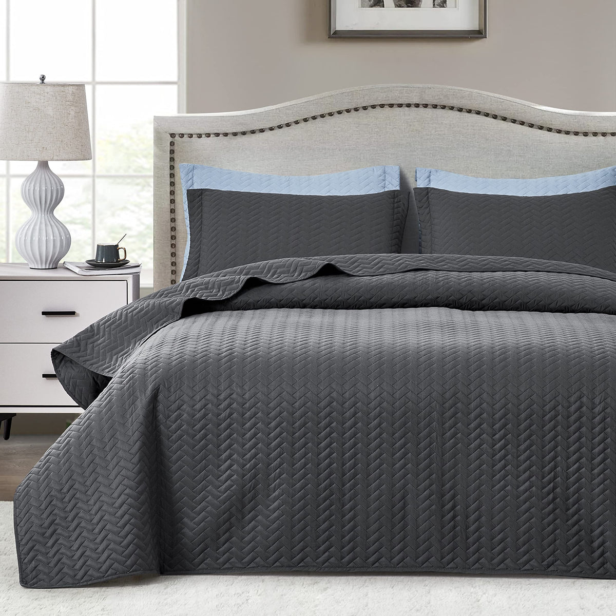 Maple&Stone White Quilt Set Queen Size, Lightweight Bedspread