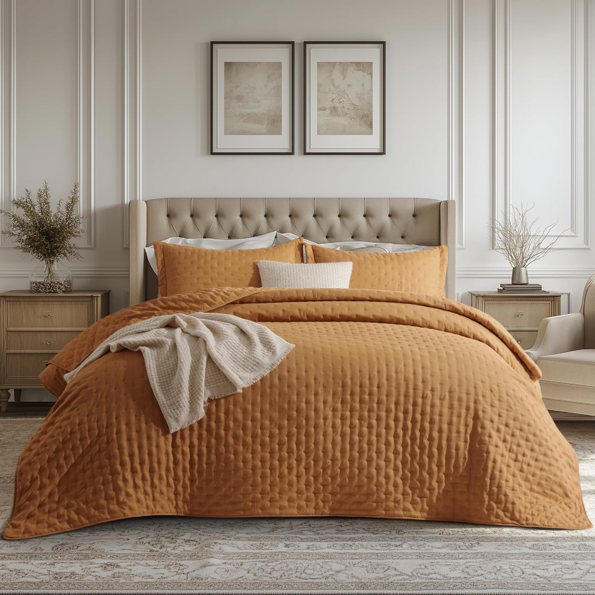 Bedsure King Quilt - Lightweight Comforter King Size for Summer, Bright White Bedspread King with Clover Pattern, Soft Ultrasonic Coverlet, Modern All-Season Polyester Bedding, 106 x 96 Inches