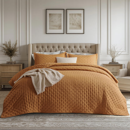 Bedsure King Quilt - Lightweight Comforter King Size for Summer, Bright White Bedspread King with Clover Pattern, Soft Ultrasonic Coverlet, Modern All-Season Polyester Bedding, 106 x 96 Inches