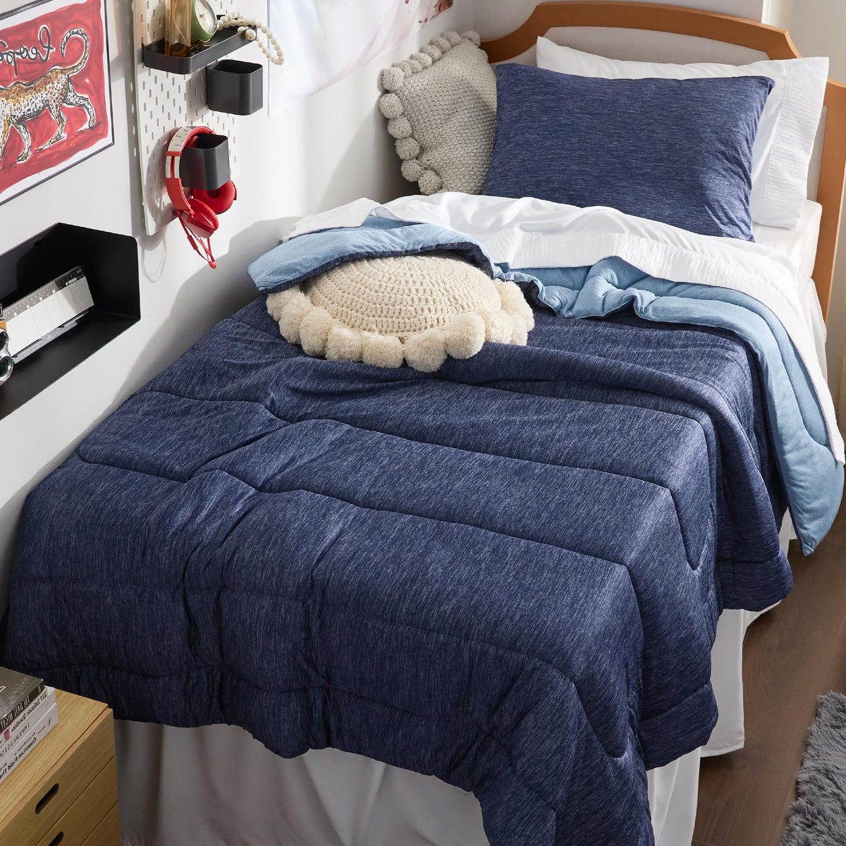 Bedsure Queen Comforter Set, Reversible Cooling & All-Season Bedding, Black