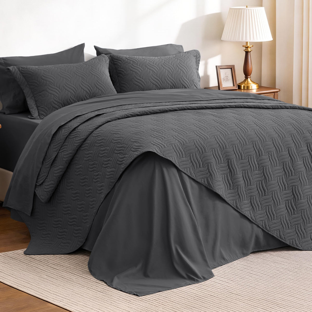 Love's cabin King Size Quilt Set Blue Bedspreads - Soft Bed Summer Lightweight Bedspread Comforter - Modern Style Coin Pattern Coverlet for All Season - 3 Pieces (1 Quilt, 2 Pillow Shams)