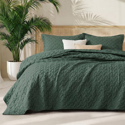 Bedsure Quilts Queen Size - Grey Bedspreads Queen Size with Basket Weave Pattern, Soft Quilt Bedding Set, Lightweight Comforter Set Coverlet for All Seasons with 2 Pillow Shams (90" x 96")