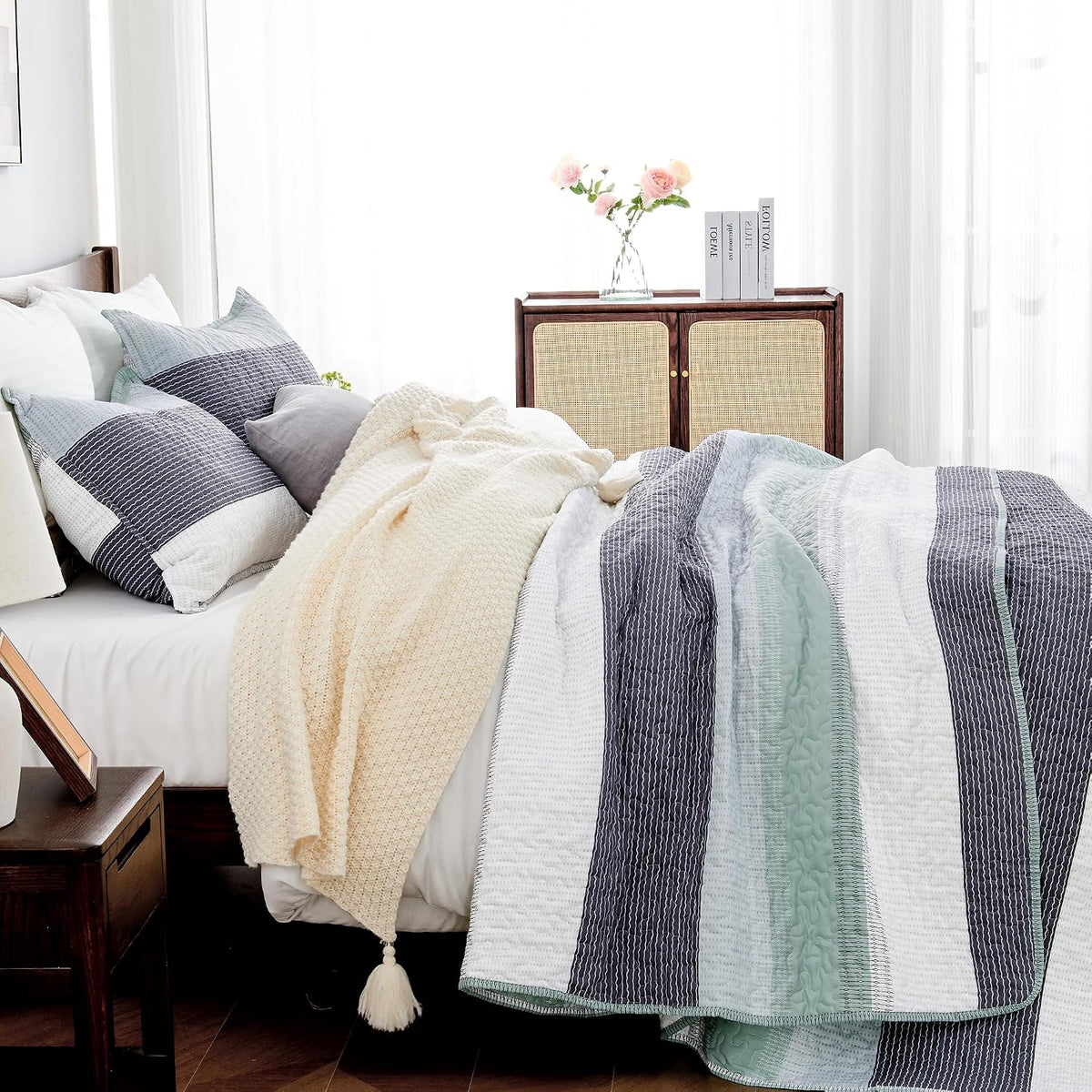 Andency Queen Quilt Bedding Set Sage Green, 3 Pieces Striped Bedspreads