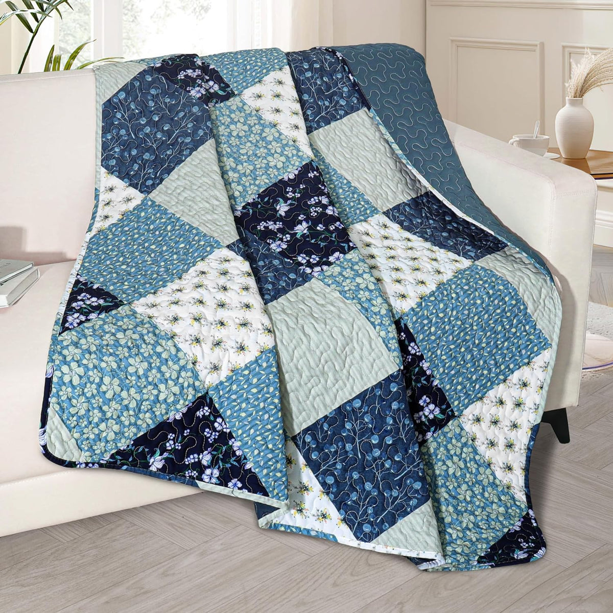Exclusivo Mezcla Reversible Boho Quilted Throw Blanket, 50"x 60"